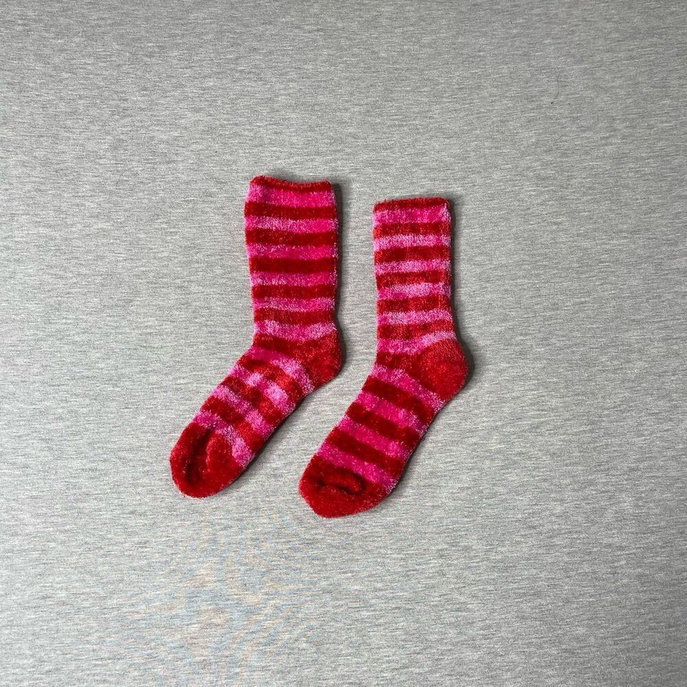 Victoria’s Secret Women’s Vintage Iconic Stripe Cozy Plush Crew Socks